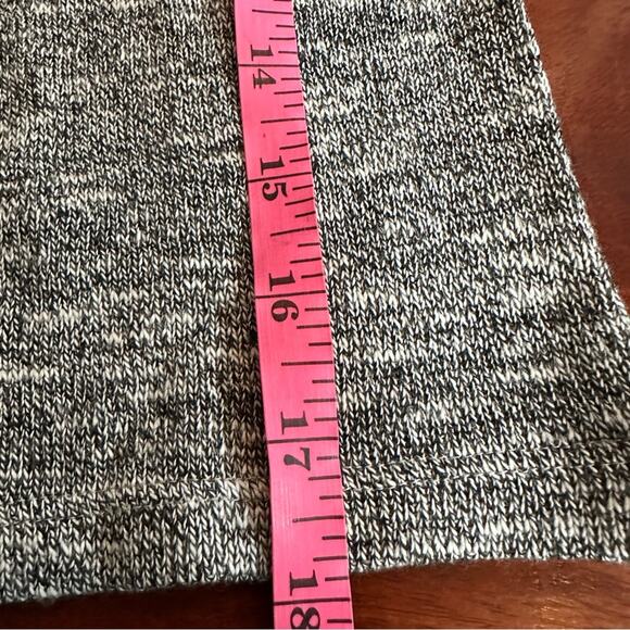 Bugzzi Ash Grey Black trim Crop Tank Top Sleeveless Small Summer Shirt - Picture 10 of 13